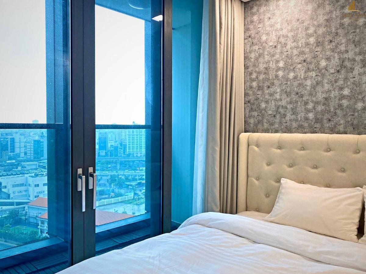 Hilton Residence - Landmark 81 Vinhomes Central Park Ho Chi Minh City Bagian luar foto